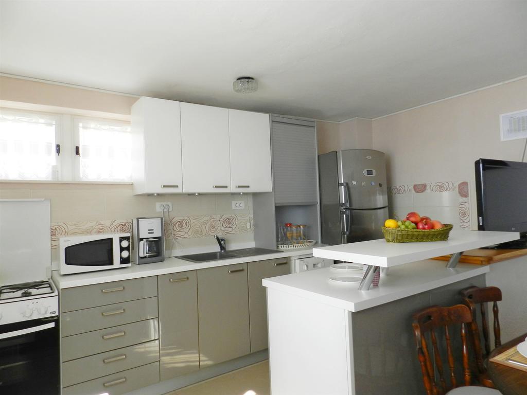 House Damir Villa Pisak Luaran gambar